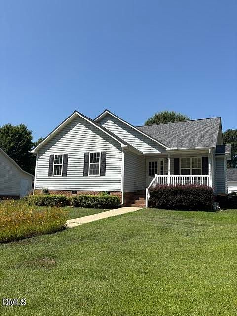 1st image of 117 Dullis Cir