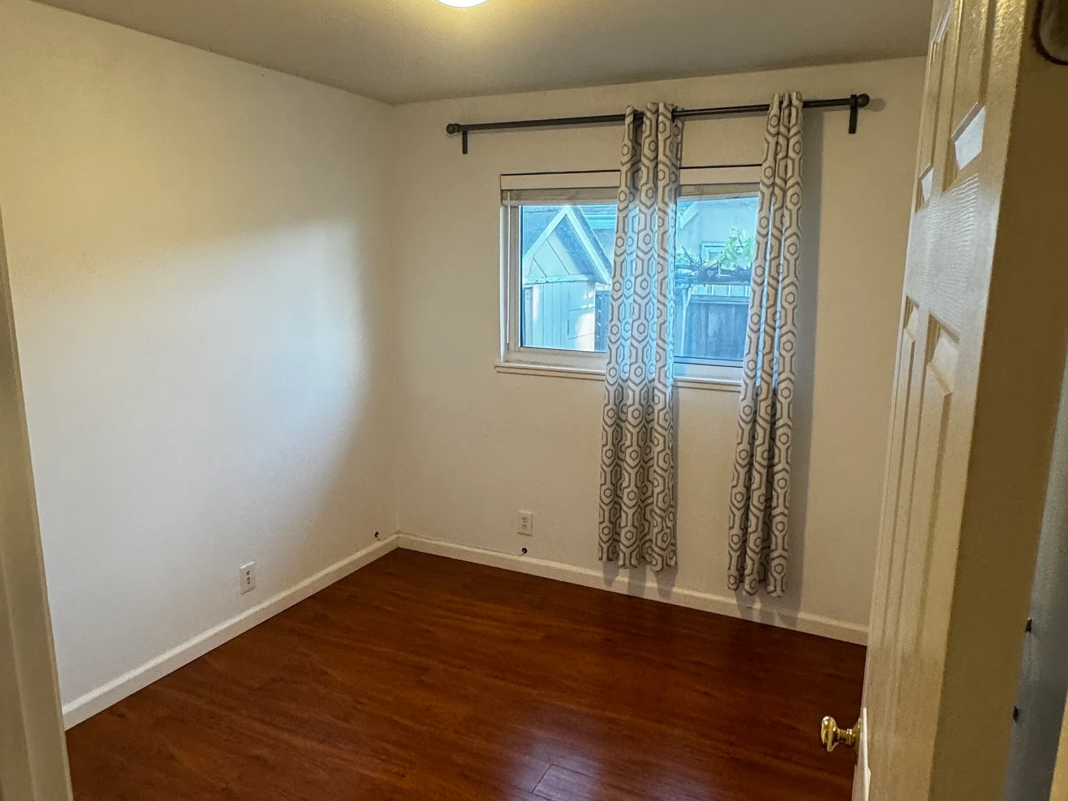 3 bed, 1310 sqft, $1,400 — Photo 3