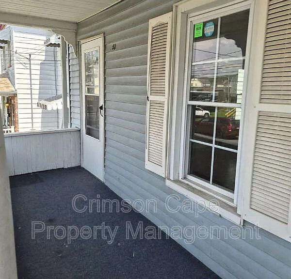 58 E Broadway St — Photo 3