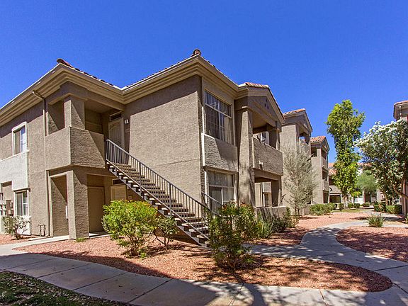 3rd image of 3830 S Lakewood Pkwy #1065