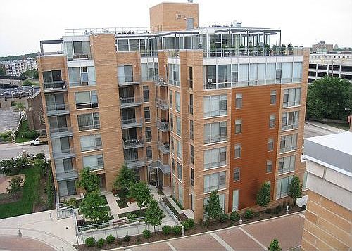 1st image of 1740 Oak Ave Unit 501
