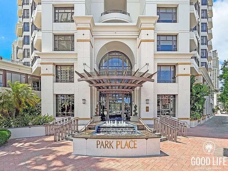 700 W Harbor Dr W #1306 — Photo 34