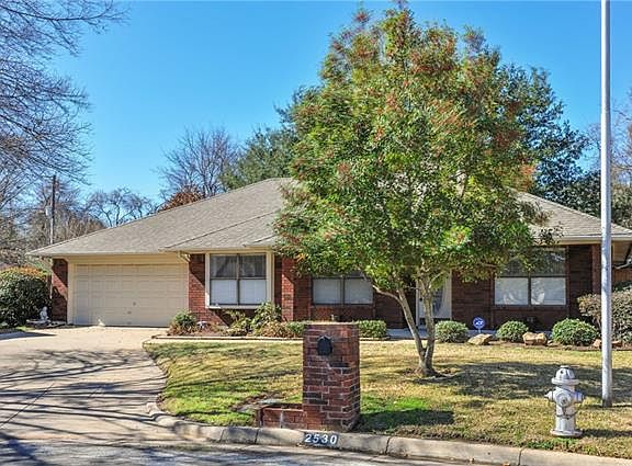 3rd image of 2530 Satinwood Ct