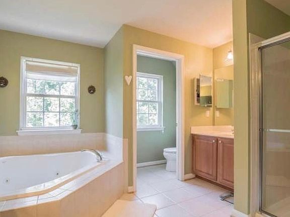 4th image of 8928 Milford Haven Ct #B