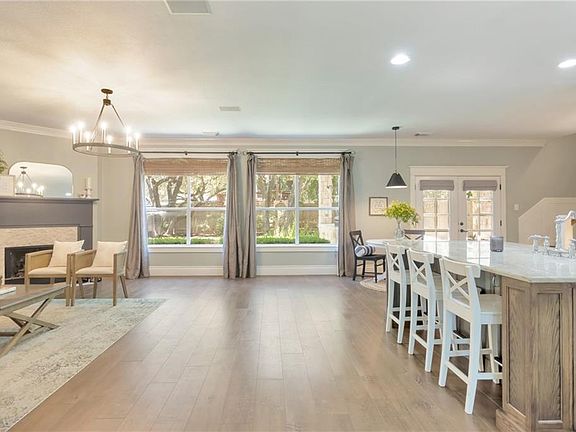 2nd image of 12540 Canyon Glen Dr