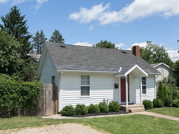 502-W-Franklin-101