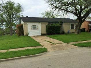 7905 Komalty Dr, Dallas, TX 75217