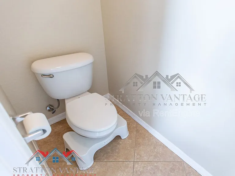 1532 E Apollo Rd — Photo 33