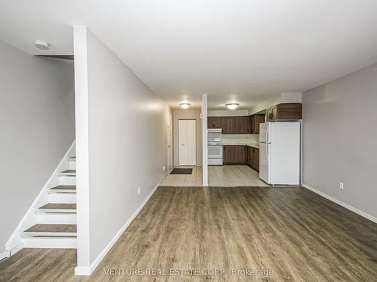 4227 Dundas St W #1 — Photo 7