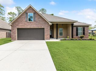 1060 Berkshire Dr, Pearl River, LA 70452
