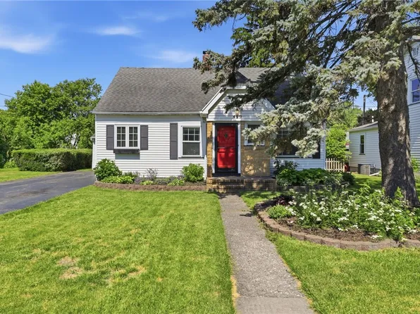 499 Shelford Rd, Rochester, NY 14609