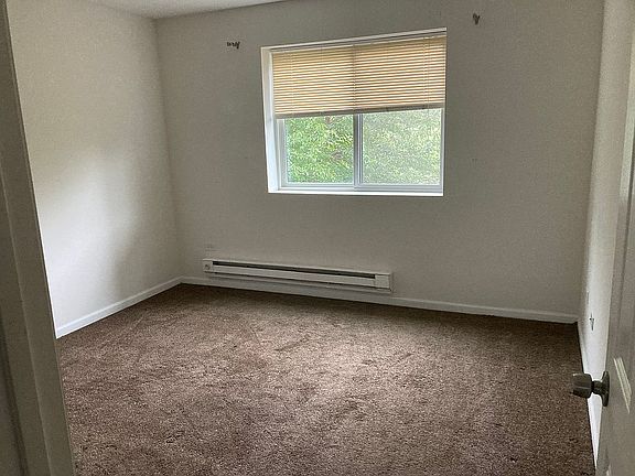 4th image of 7713 Woodward Ave APT 3B