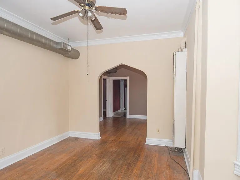 1058 N Rockwell St #F3 — Photo 17