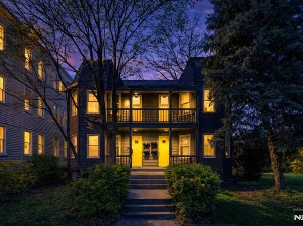 30 Lindsley Ave, West Orange, NJ 07052