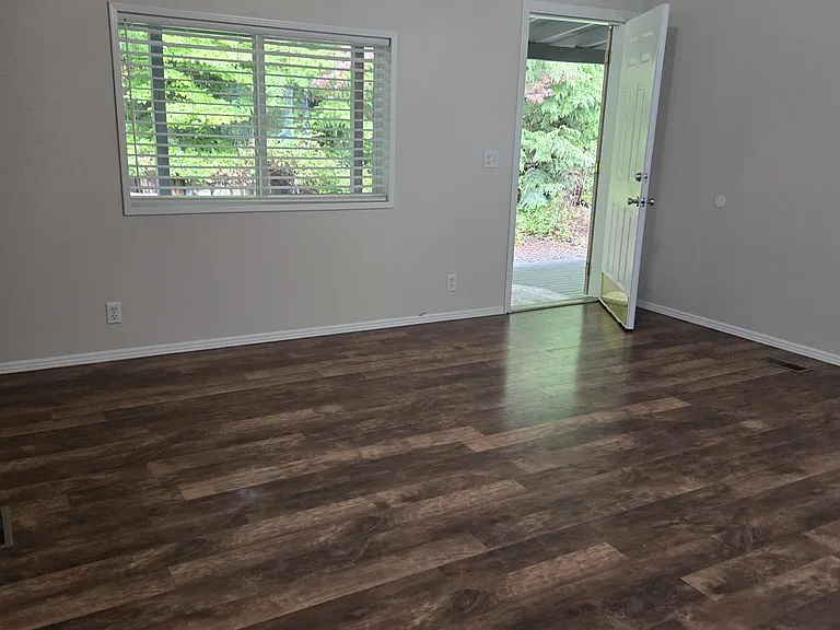 5124B 95th Ave NE — Photo 4