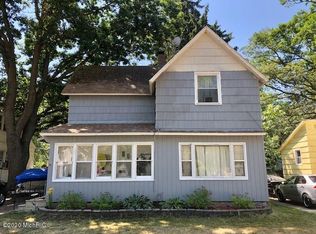 2481 Harding Ave, Muskegon, MI 49441