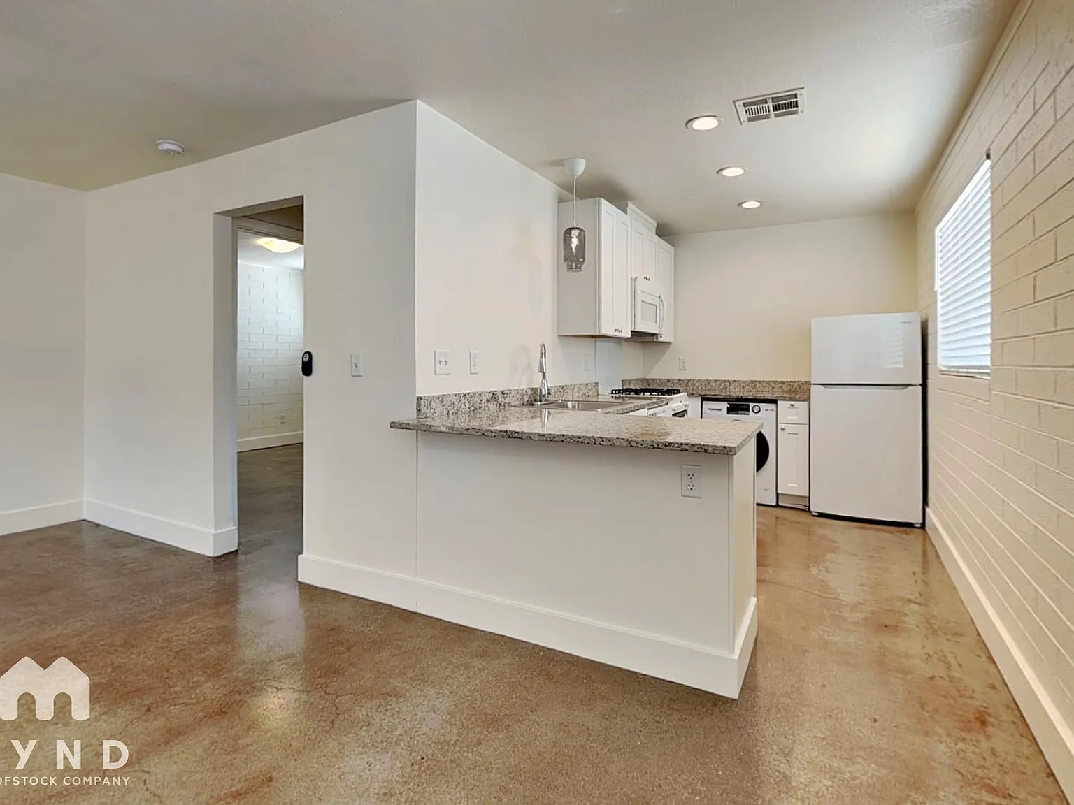 1 bed, 1.0 bath, 667 sqft, $1,099 — Photo 3