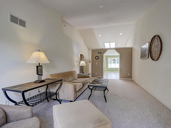 4th image of 5205 S Tuckaway Blvd #5205