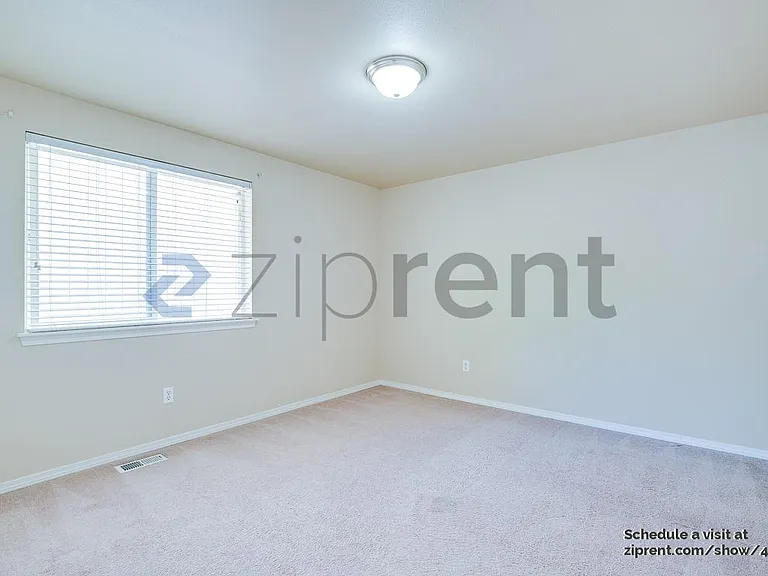 2344 Pleasanton Ct SE — Photo 24