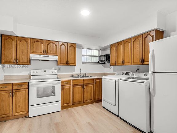 3rd image of 2496 SW 17th Ave APT 5113