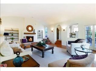3387 N Knoll Dr, Los Angeles, CA 90068