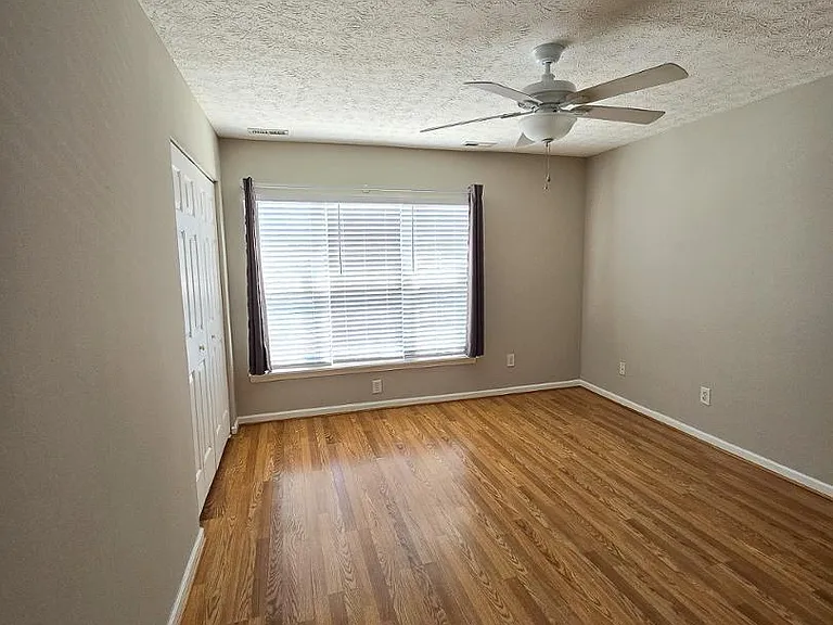 3105 Ivey Wood Ln — Photo 15