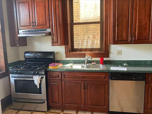3rd image of 1917 N Kedzie Ave #3