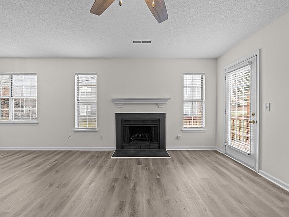 2nd image of 735 Shelby Dr APT C