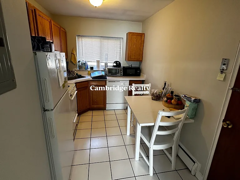61 Selkirk Rd #11T — Photo 3
