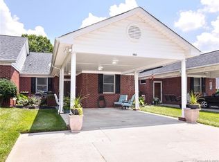 19952 Oak Leaf Cir #18, Cornelius, NC