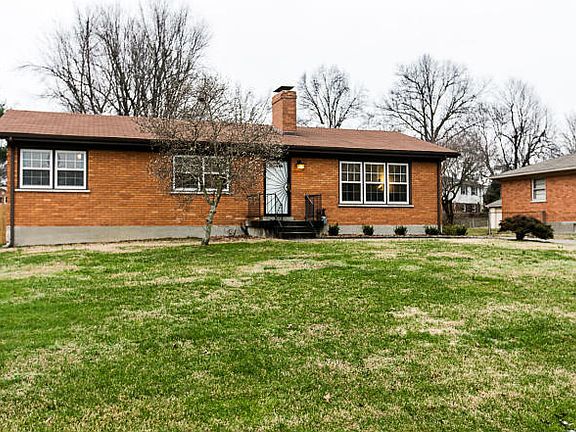 2nd image of 10226 Dodge Ln