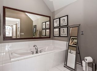 927 W Andover Ct #71, Palatine, IL 60067