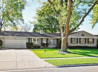 1431 Maple Ln, Elgin, IL 60123