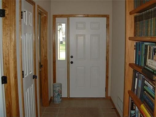 1st image of 5406 S Coachman Ave