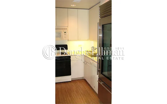 Rented by Douglas Elliman | media 49
