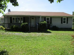 113 Horseshoe Cir, Stuarts Draft, VA 24477