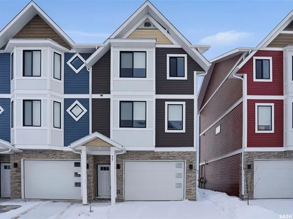 UNIT 52-900 St Andrews LANE, Warman, SK S0K 4S4