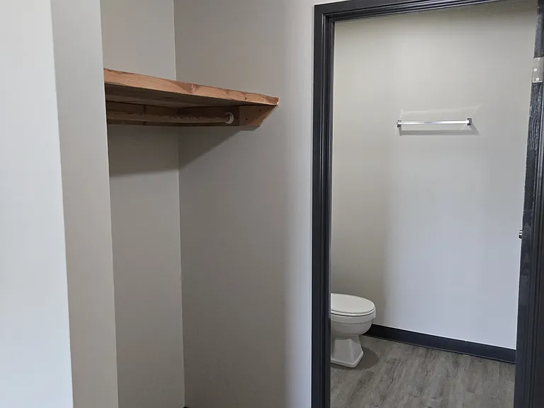 211 N Fraternity Ln #1 — Photo 8