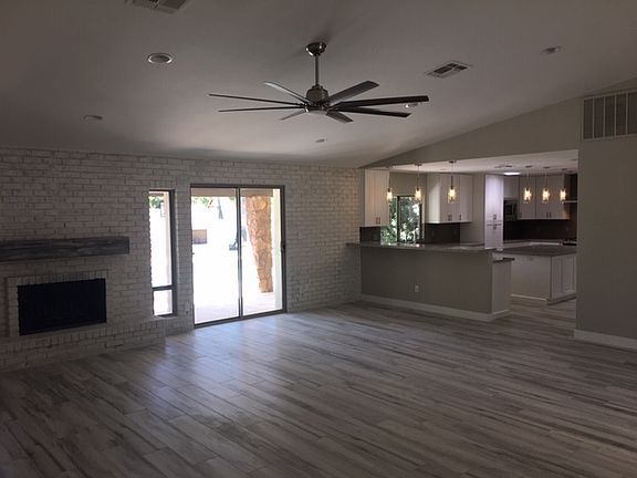 4th image of 5901 E Windrose Dr