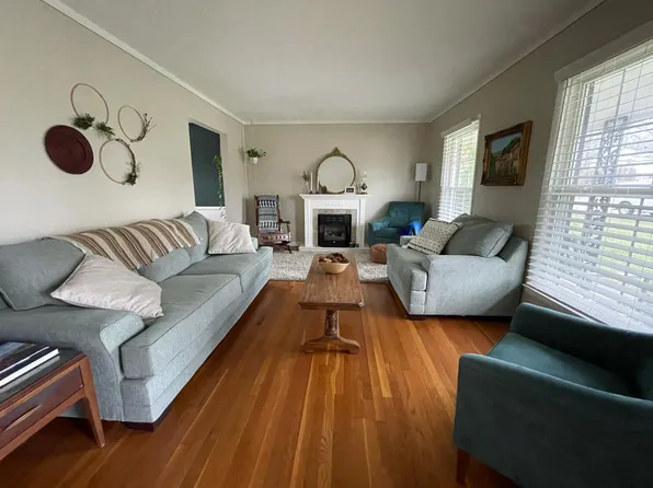 304 Stoneybrook Dr, Lexington, KY 40517