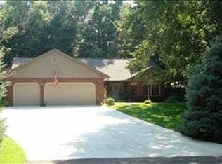 13768 Benjamin Ct, Bloomington, IL