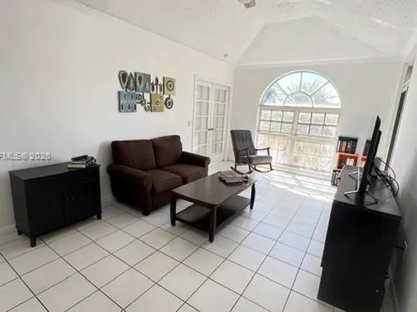 1280 S Alhambra Cir, Coral Gables, FL
