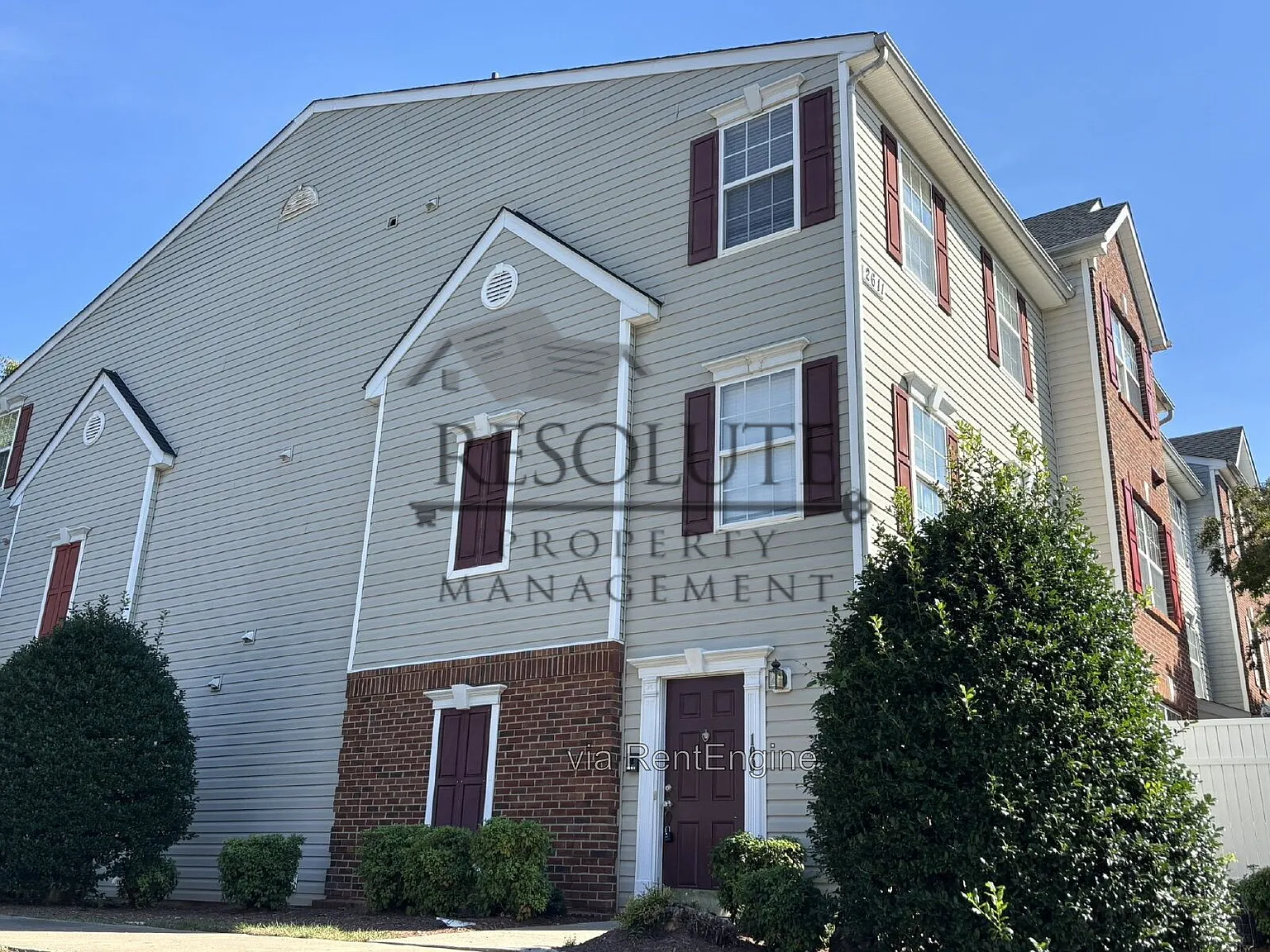 3 bed, 2.0 bath, 1700 sqft, $1,750 — Photo 2
