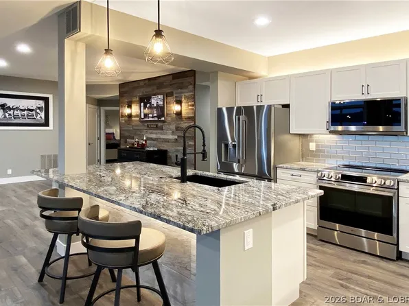 147 Evergreen Condo Dr Unit 1A, Sunrise Beach, MO 65079