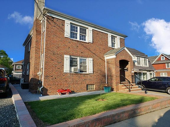 2nd image of 121 Garretson Ave #2A