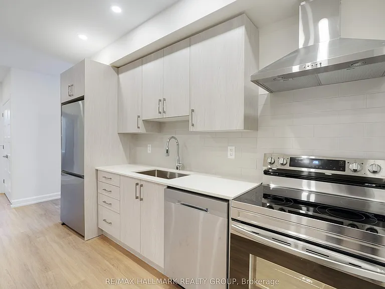 958 Fisher Ave #C — Photo 19