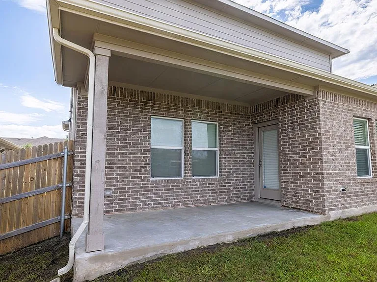 393 Apache Plum Dr — Photo 26