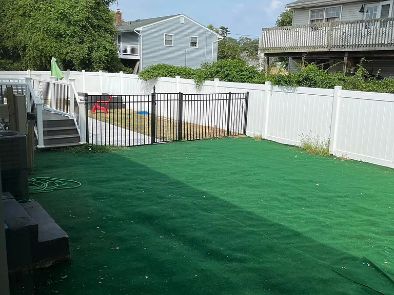279 Lake Ave — Photo 20