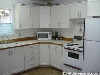395 N 200 E — Photo 17