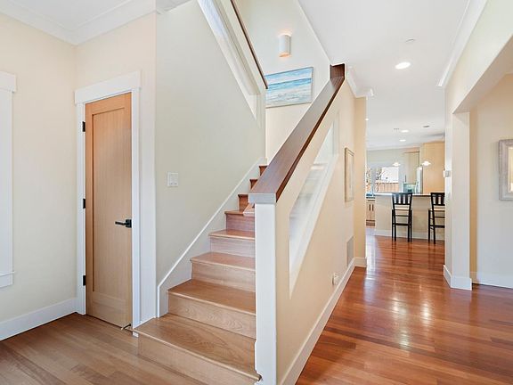 5th image of 355 1st Ave